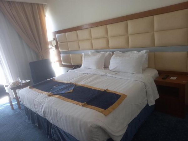 Emaar Elite Al Madina Hotel image 14