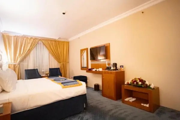Emaar Elite Al Madina Hotel 10